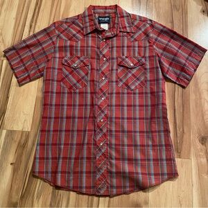 Wrangler short-sleeve plaid Men’s shirt—M